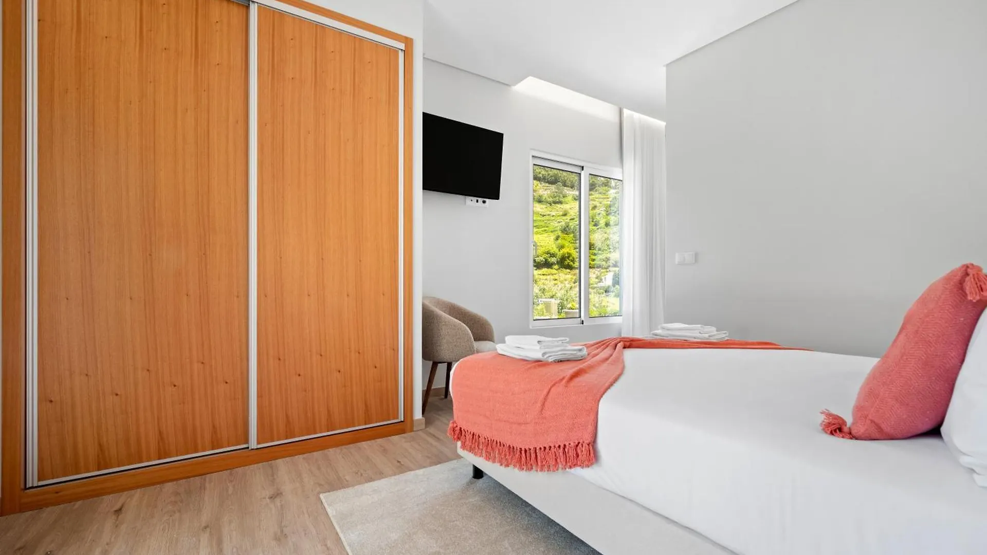 North View Guesthouse Senhora do Rosario  Guest house